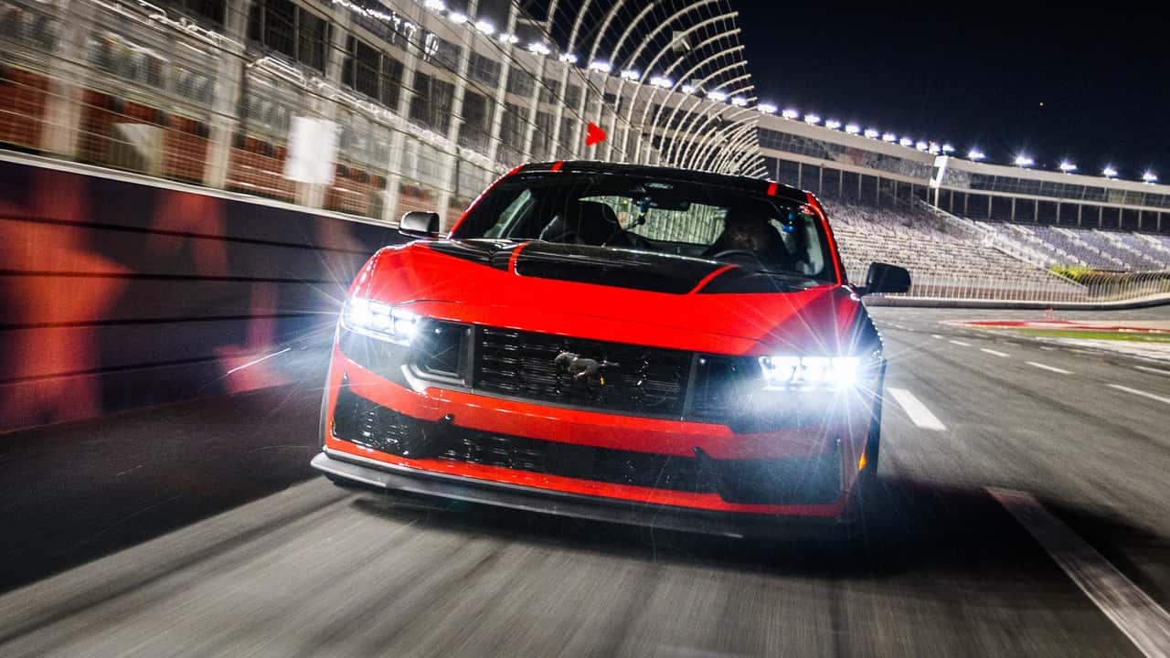 Ford Mustang a 4 porte, le anticipazioni