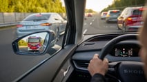 Skoda Elroq et Enyaq : l'application Traffication avertit désormais de l'approche de véhicules d'urgence