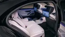 Mercedes Clase S (2026), interior y maletero