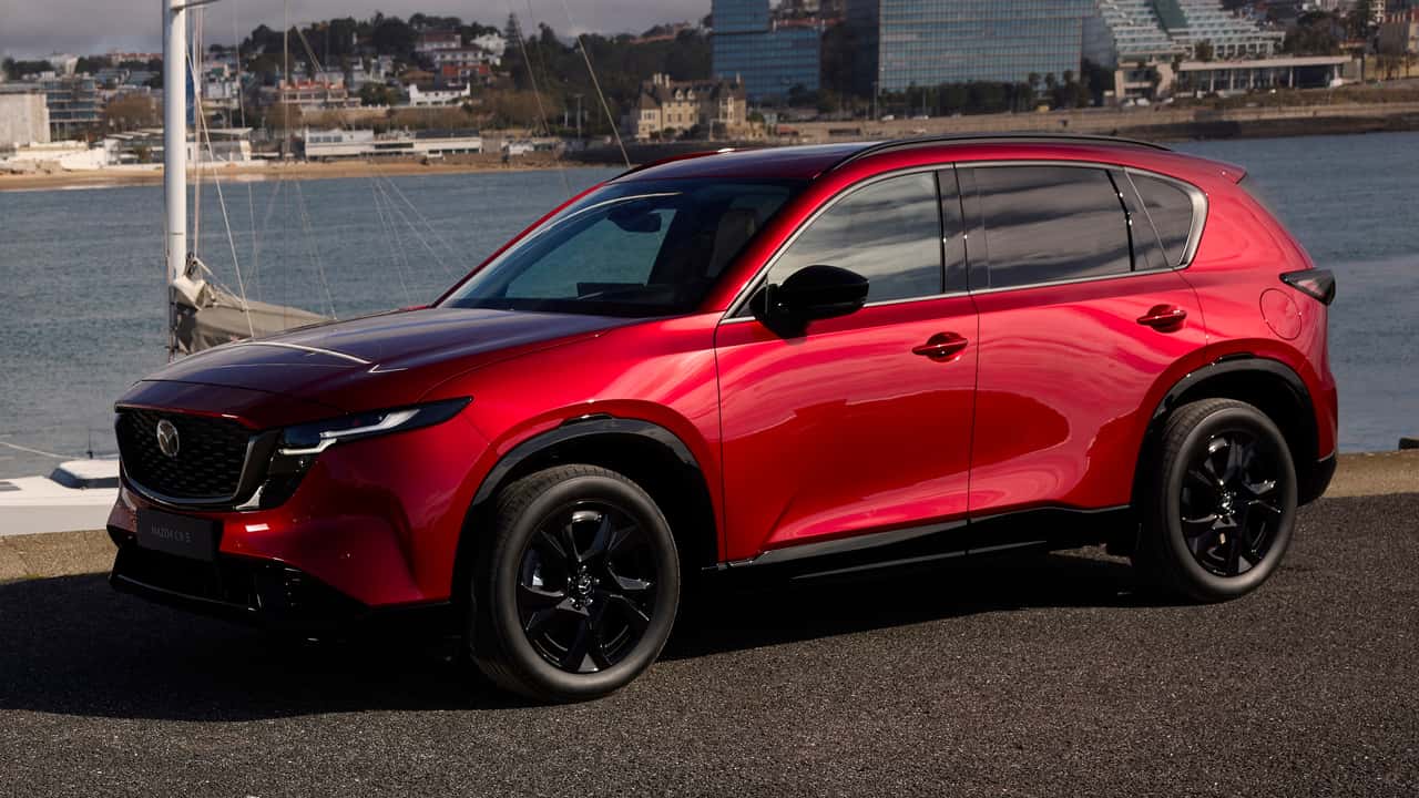 Mazda CX-5 (2025) in Soul Red Crystal