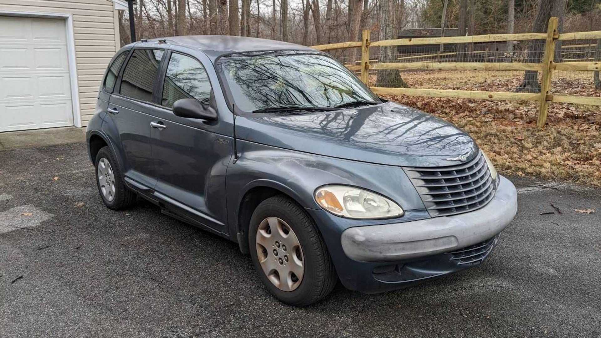 chrysler-pt-cruiser-with-gullwing-door.jpg