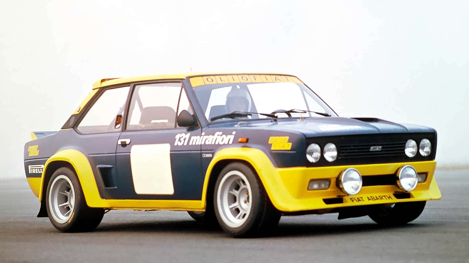 Miniature Starline 1/43 Fiat 131 Mirafiori 1974 - Orange Racing - Ref 511124