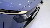 Live photos of the Mazda EZ-6 sedan and EZ-60 crossover at the 2025 Shanghai Auto Show.