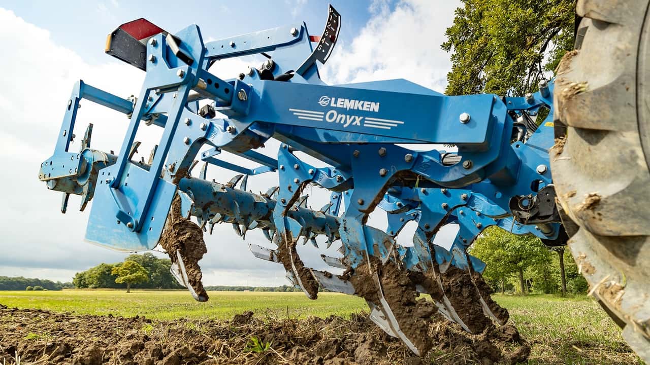 LEMKEN Onyx: nuovo dissodatore fino a 60 cm di profondità