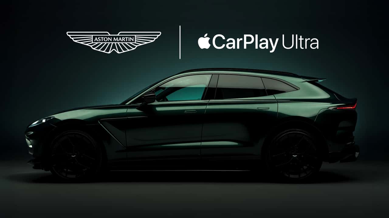 Aston Martin / Apple CarPlay Ultra