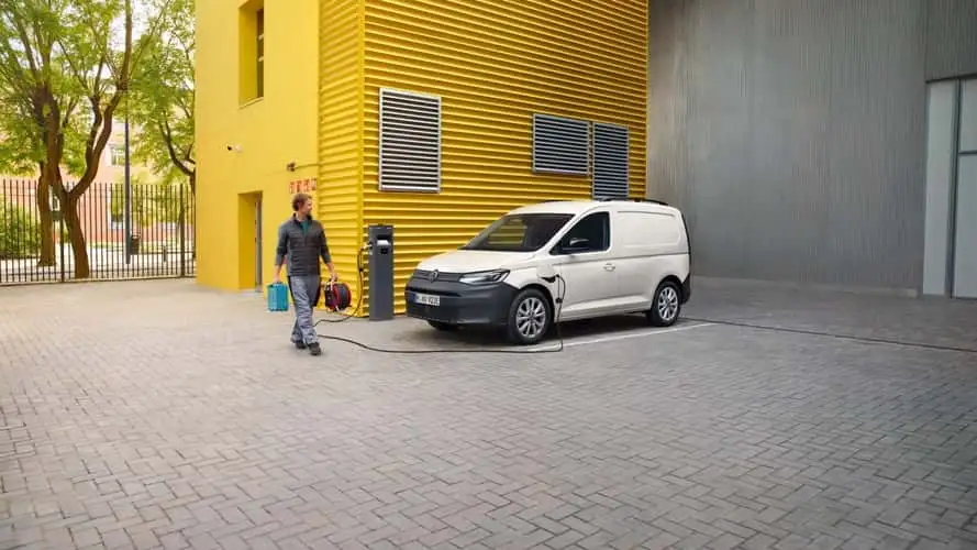 Volkswagen Caddy eHybrid Charging