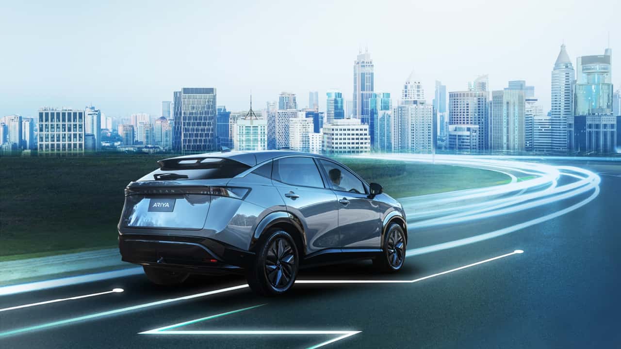 Nissan, auto elettrica e giovani