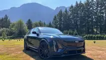 Primeira viagem do Cadillac Lyriq-V em 2026.