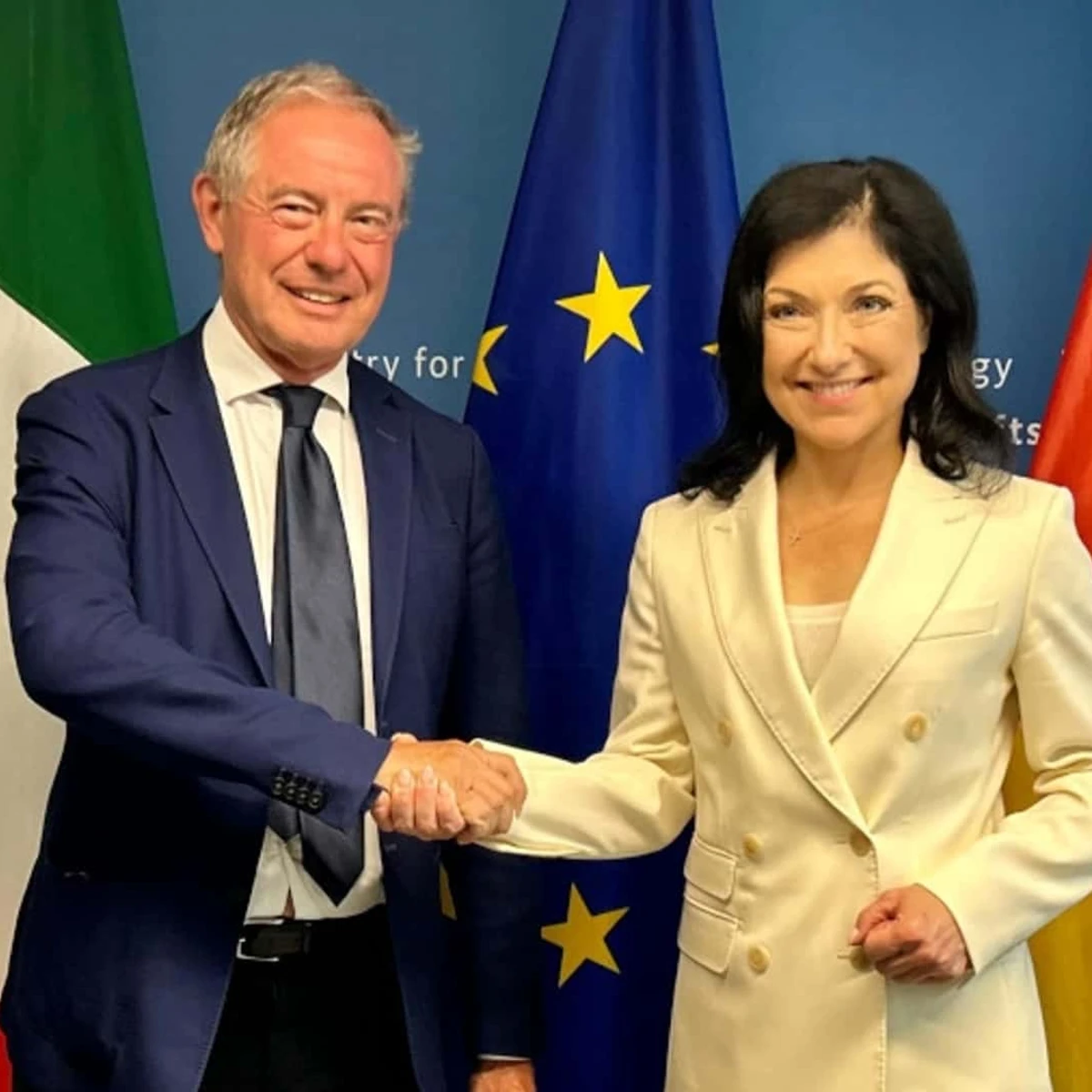 Cum tribute georgina rodriguez That girl is very bright