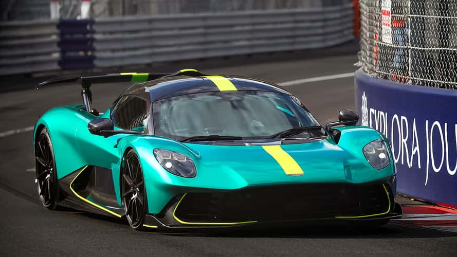 L’Aston Martin Valhalla fait sa première sortie publique à Monaco avec Alonso