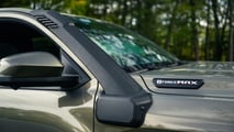 Chevrolet Colorado ZR2 Bison, Ford Ranger Raptor, Toyota Tacoma Trailhunter, il versus