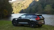 Volvo XC40 Black Edition 2025