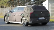 Kia EV4 mit Steilheck als Erlkönig (12/2024)