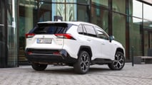 Suzuki Across Plugin Hybrid 2025 Test