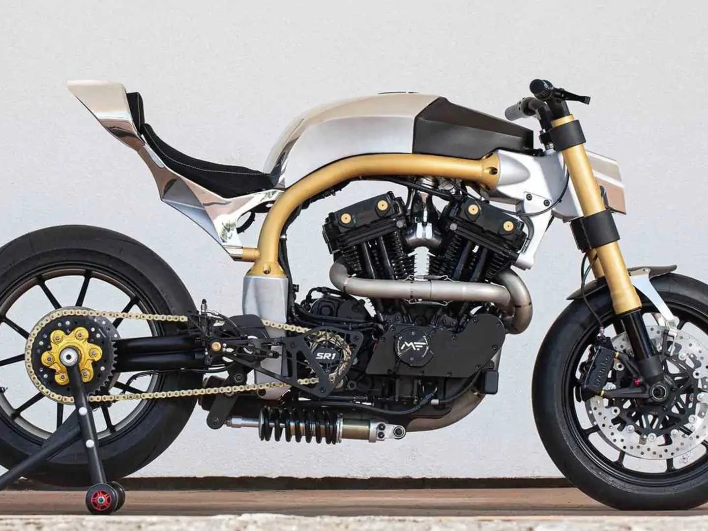 Buell S1W lightning用キャリパーサポート