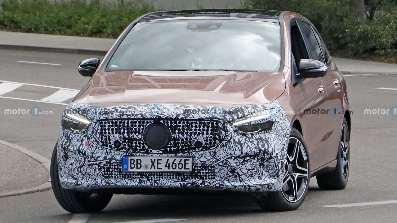 Nuove foto spia Mercedes Classe B