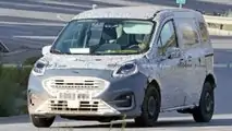 Ford Tourneo/Transit Courier als Erlkönig erwischt