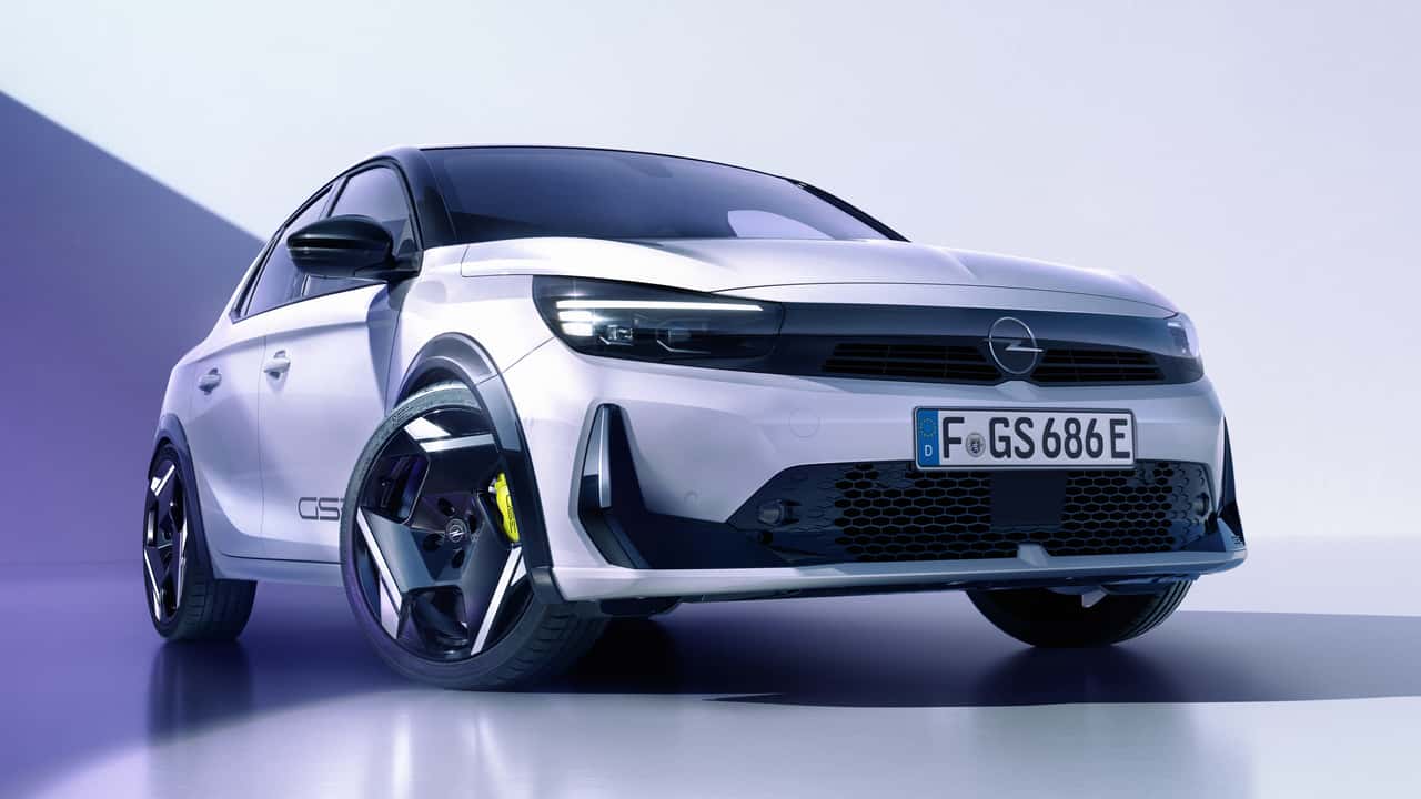 Opel Corsa GSE (2026): 207 kW'lık spor versiyon tanıtıldı
