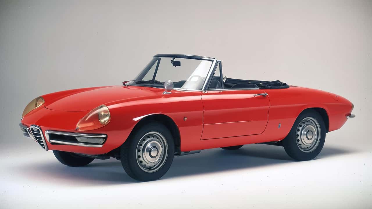 60 años del Alfa Romeo Spider: analizamos la historia del Duetto