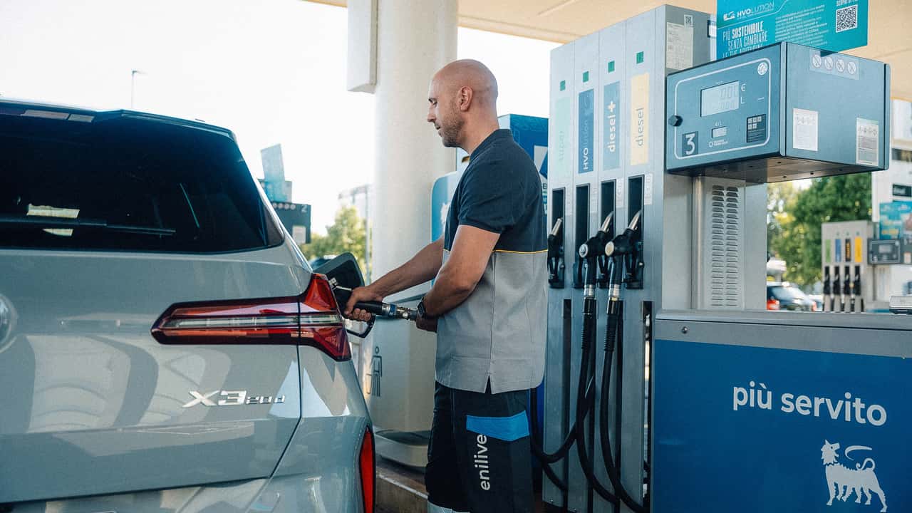 BMW sceglie l’HVO Enilive per le flotte aziendali