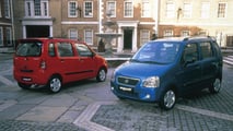 Suzuki festeggia 50 anni in Italia