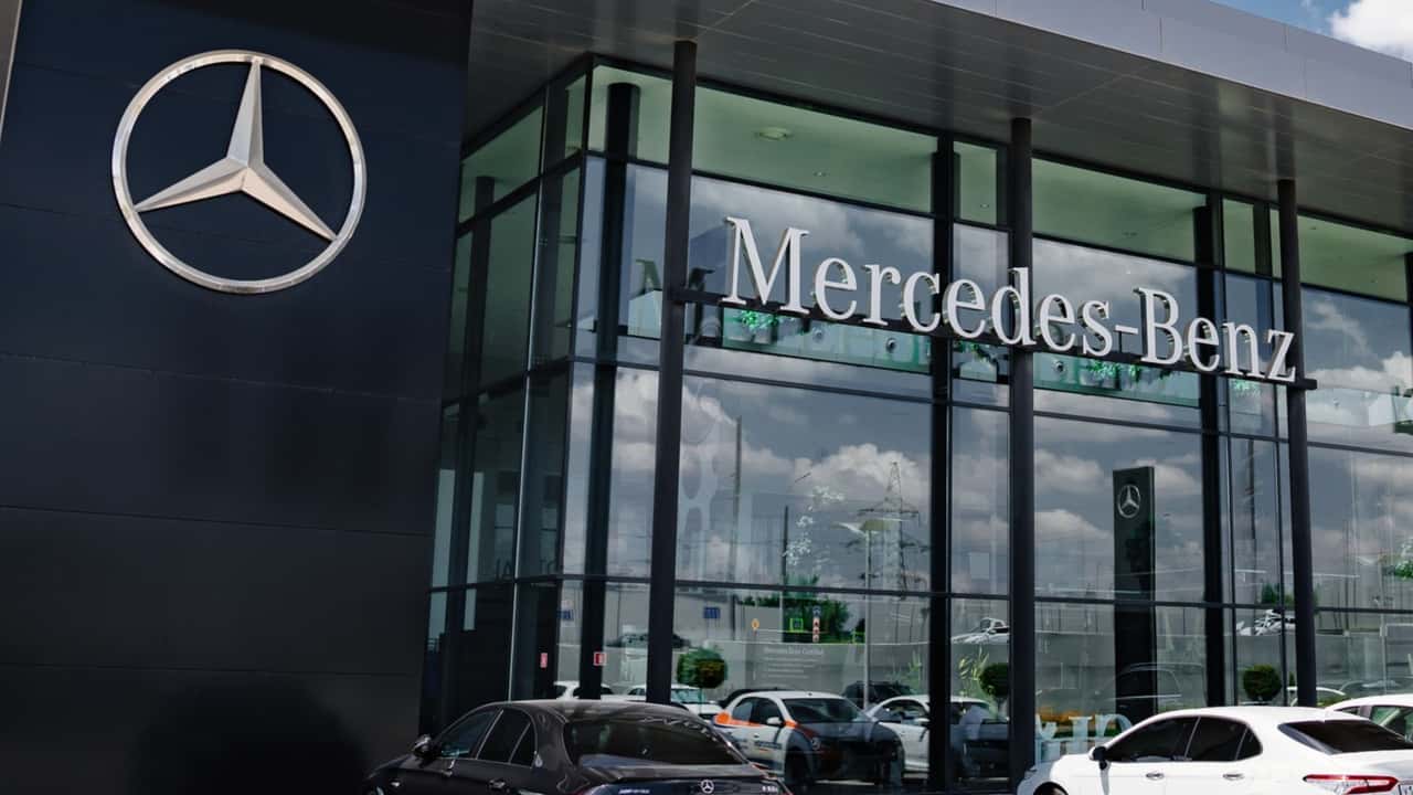 Mercedes driver goes to the dealership for new windshield. They say it’ll be $4,500