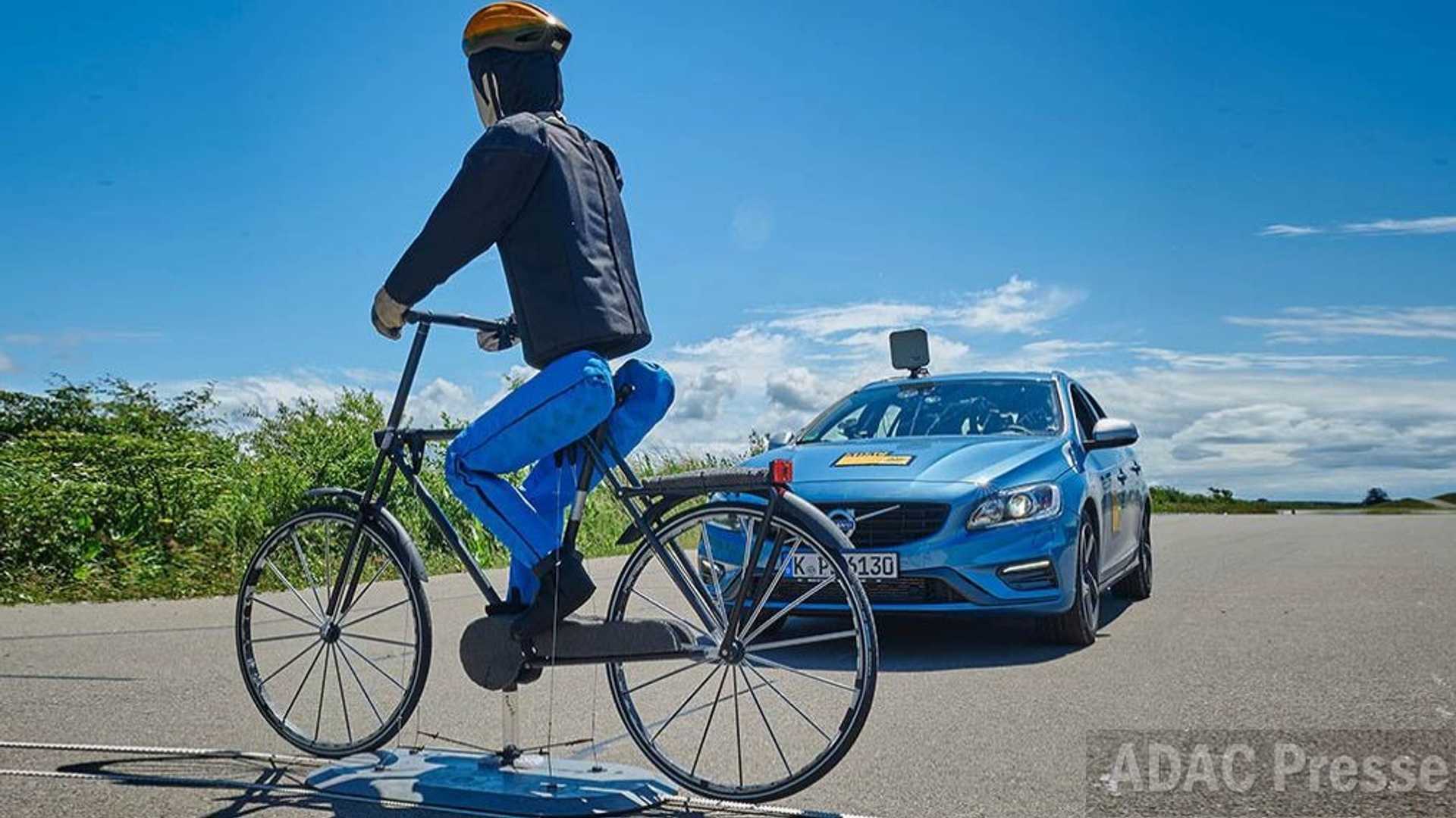 Notbremsassistenten Im Adac Test