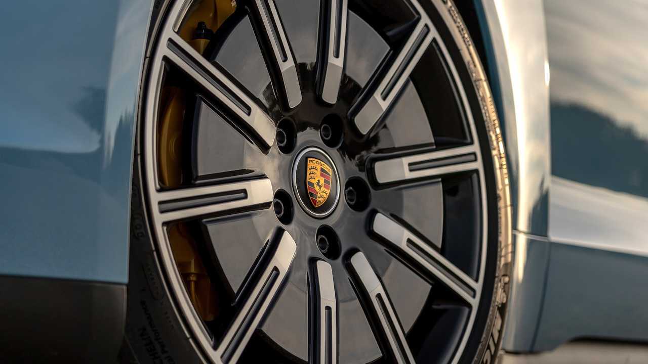 2020 Porsche Taycan 4S: First Drive