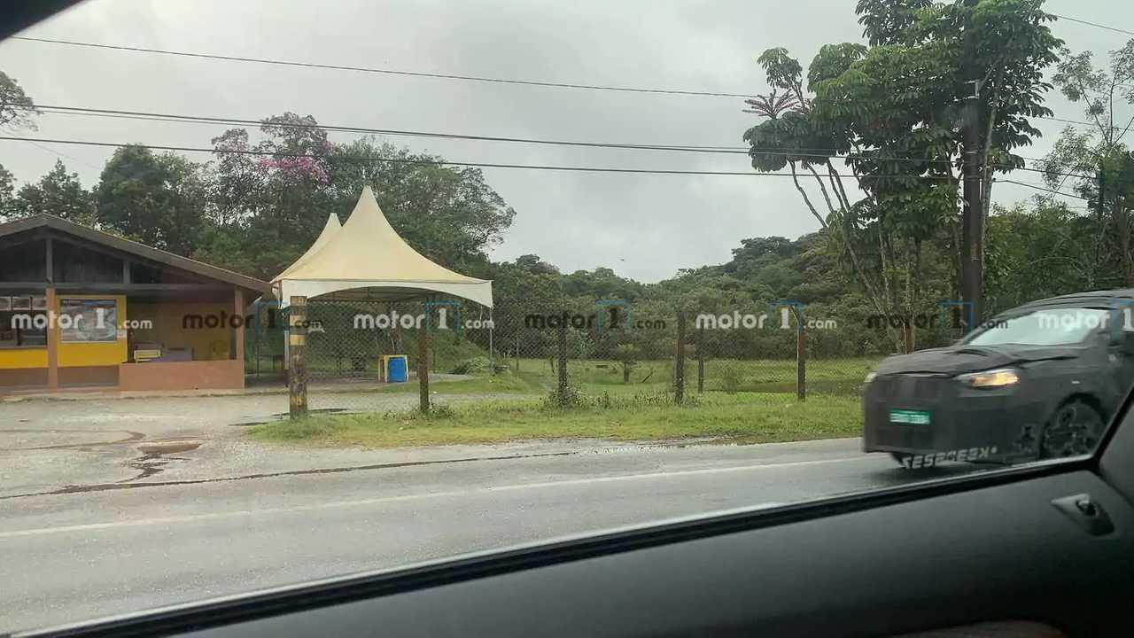 Flagra: Fiat SUV do Argo