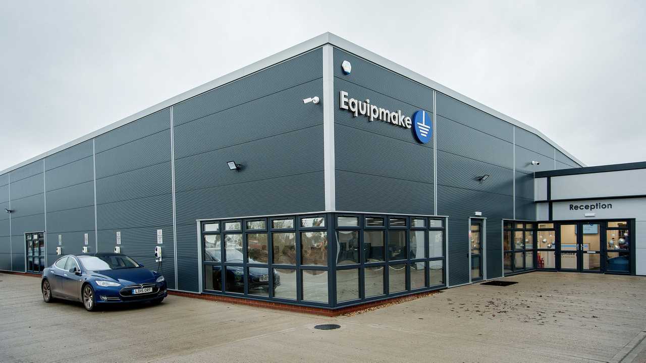 Equipmake Opens New Electric Bus Factory in Snetterton
