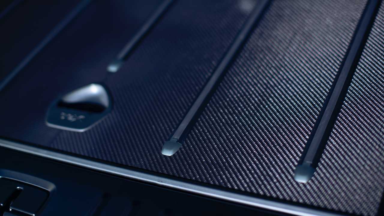 Aston Martin DBX By Q 2020