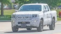 2021 Nissan Frontier Spy Shots Front End