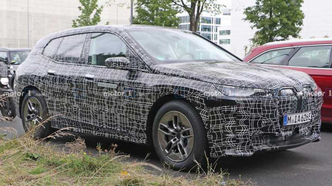 BMW iNext Spy Photos