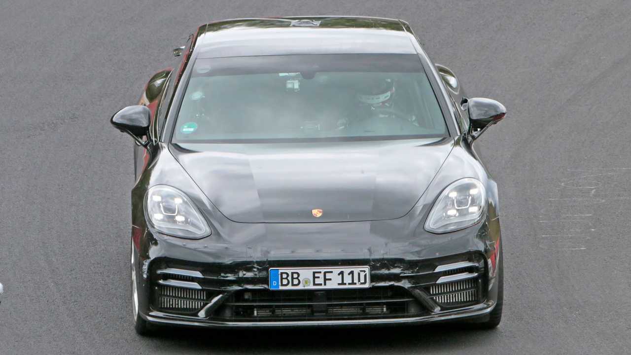 Porsche Panamera Lion Nurburgring Run