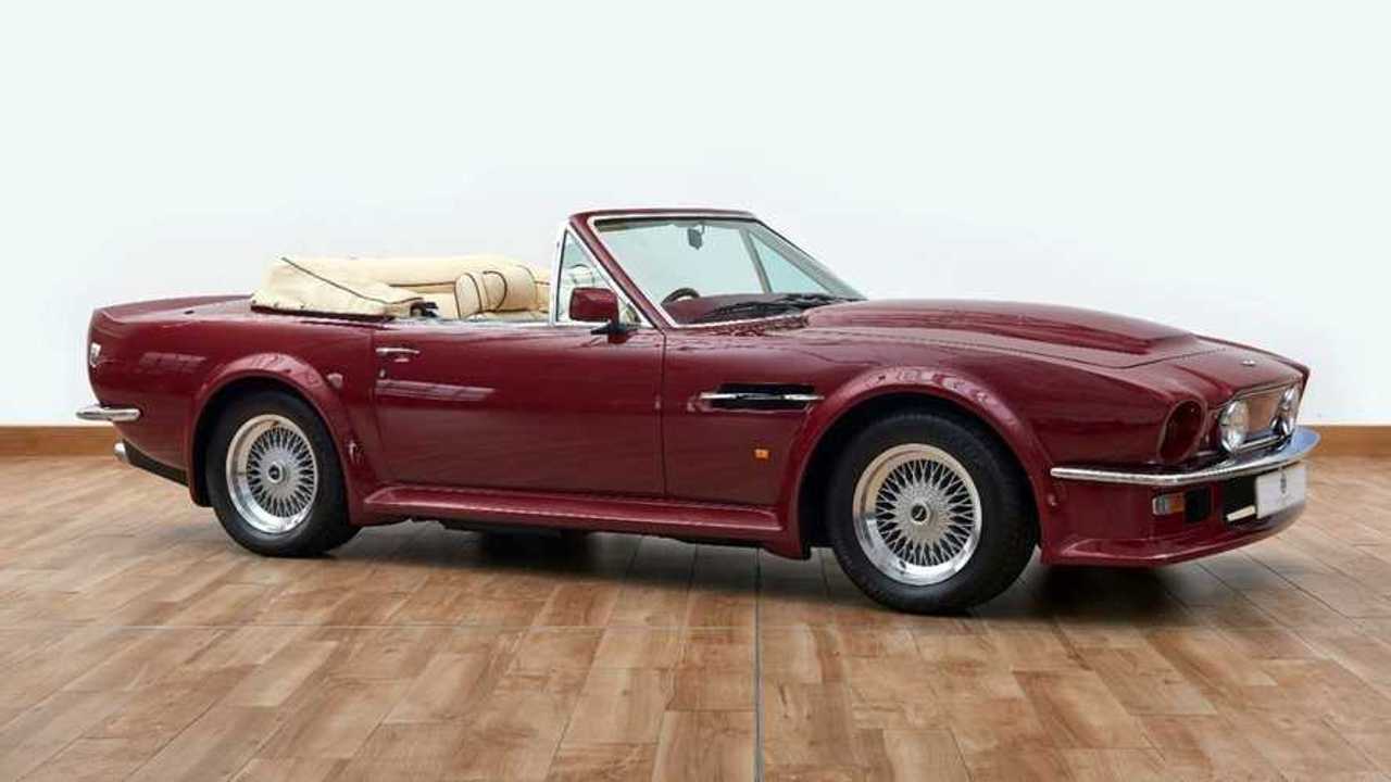 David Beckham Aston Martin V8 Volante