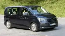 VW Transporter T7 neues Spionagefoto (Seitenansicht)