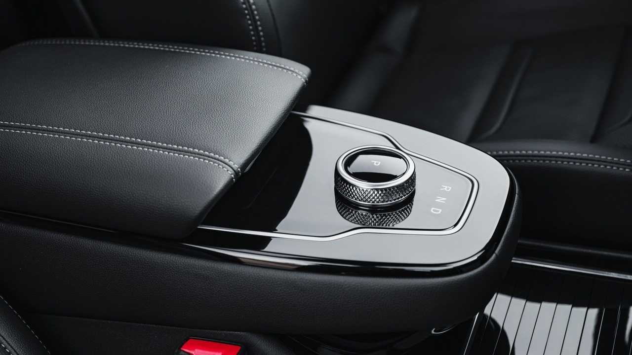 Huawei Seres SF5 (interior)