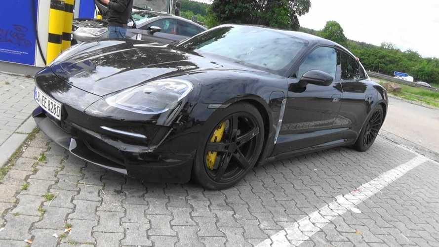 2019 Porsche Taycan neredeyse kamuflajsız görüntülendi