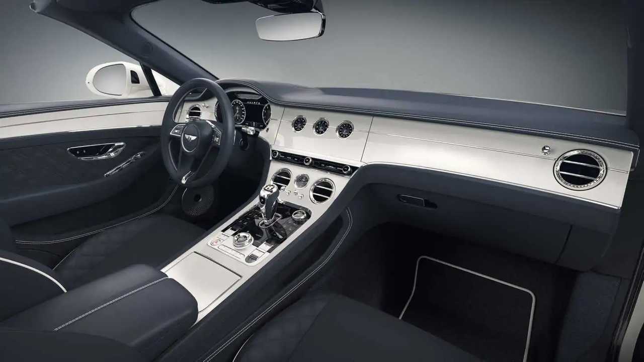 Continental GT cabrio Bavarian Edition by Mulliner