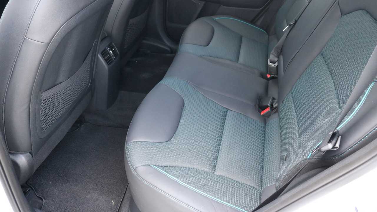 2019 Chevrolet Bolt Vs. 2019 Kia Niro EV