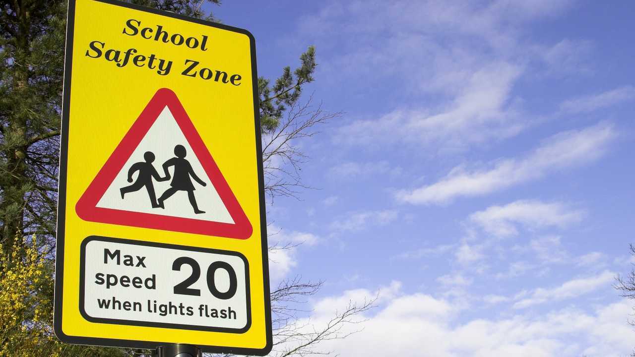 School safety zone roadside warning sign