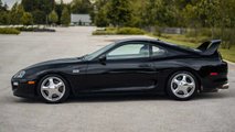 Toyota Supra de 1997 subastado por Barrett-Jackson