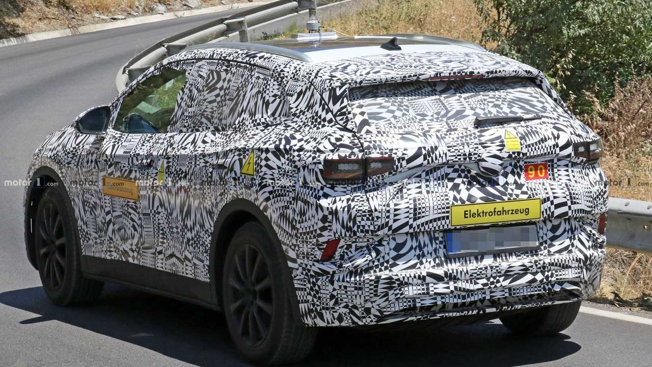 Foto spia Volkswagen ID Crozz
