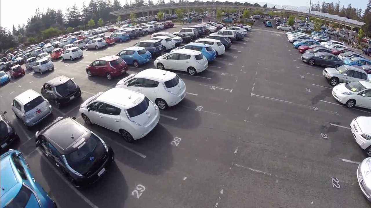 Another Look At The EV Gathering (Image Credit Frank Mokaya via George B) (EAASV,SF Bay LEAFs)