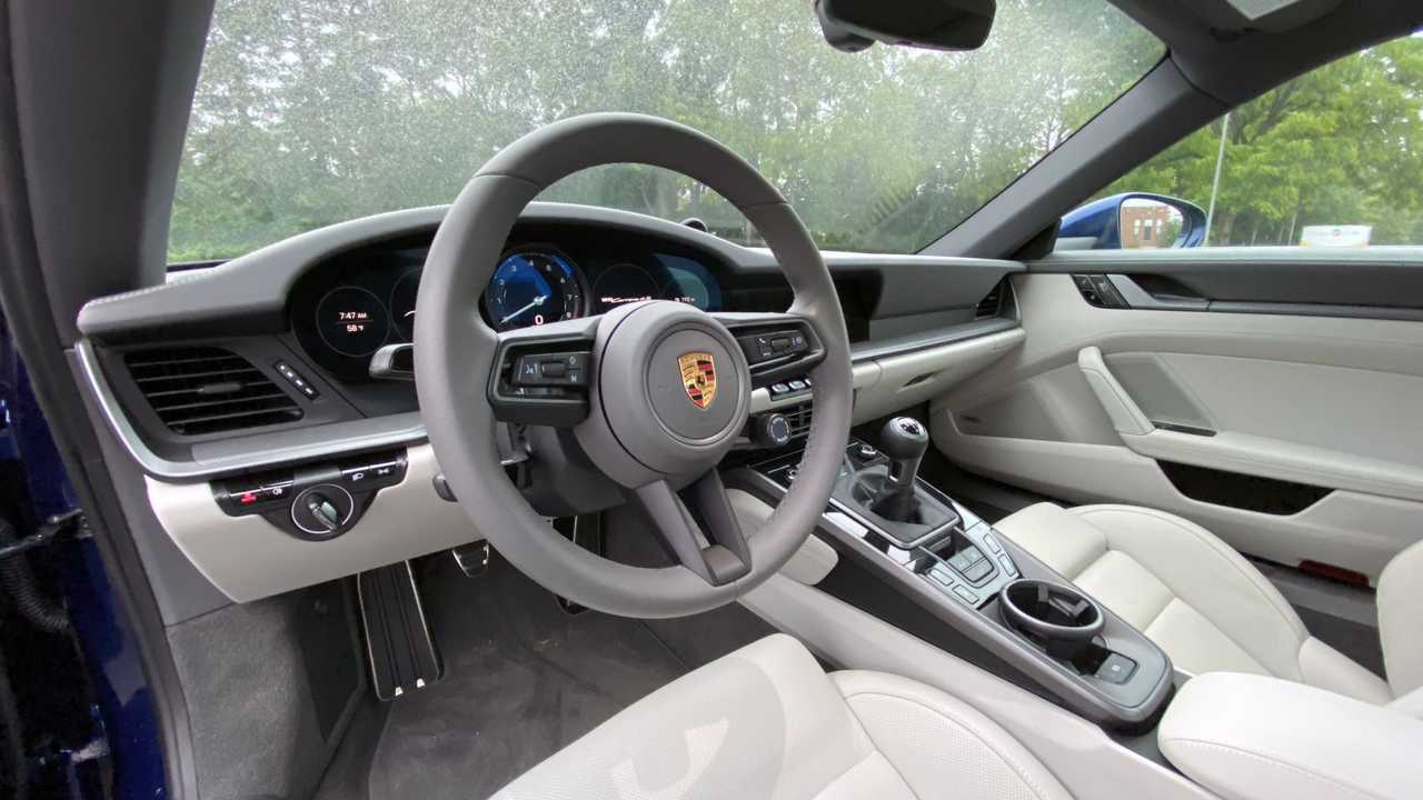 2020 Porsche 911 Carrera 4S driver's dash