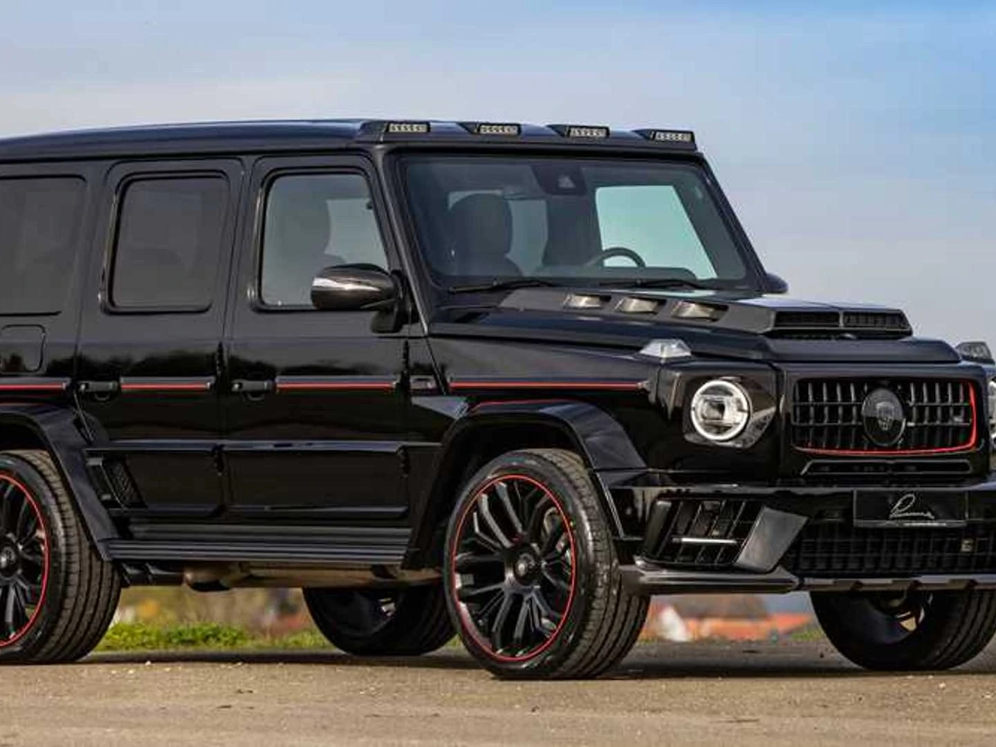 Mercedes G-Class Muscled Up By Lumma With Custom Body, 24-Inch Wheels