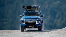 Mitsubishi L200 Mobile Kitchen Front On Road