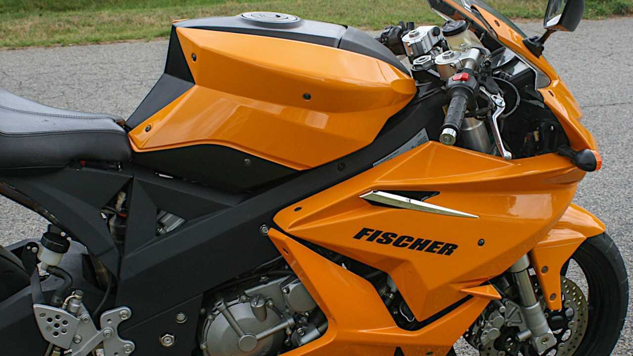 2009 Fischer MRX 650 - Front Right Closeup