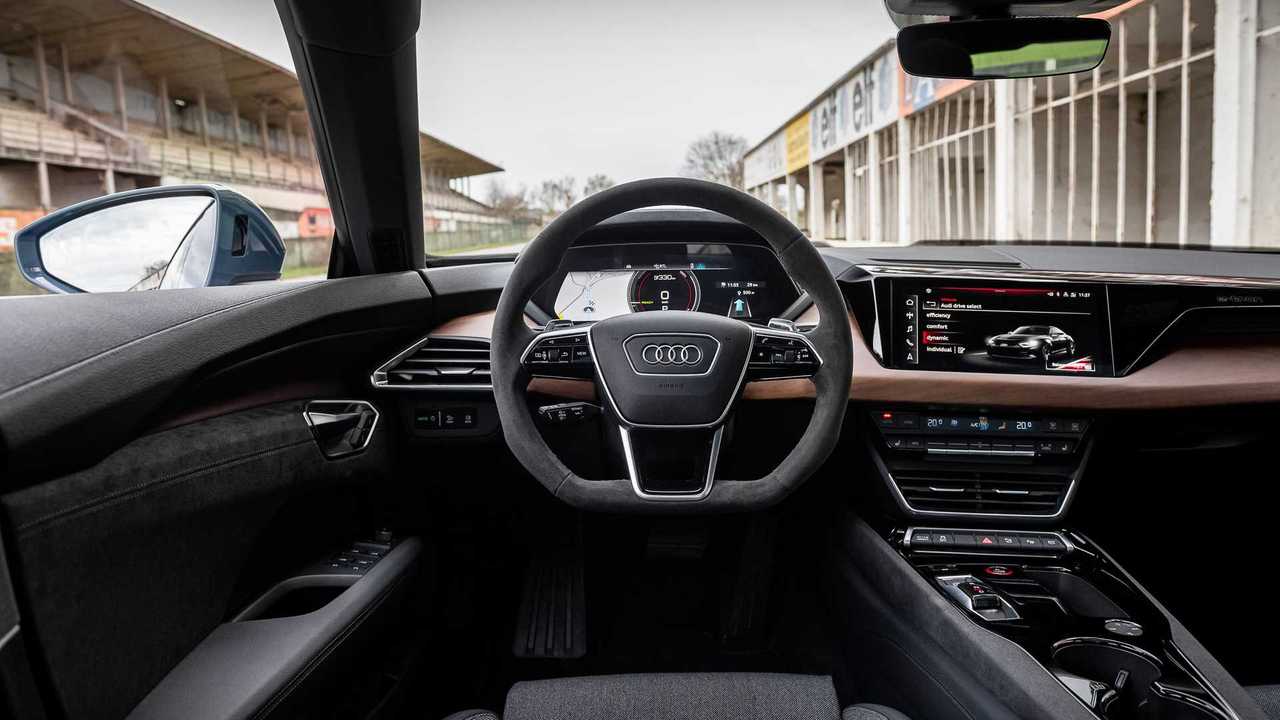 Avaliação - Audi e-tron GT quattro (2021)