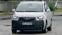 2017 Opel Meriva spy photo